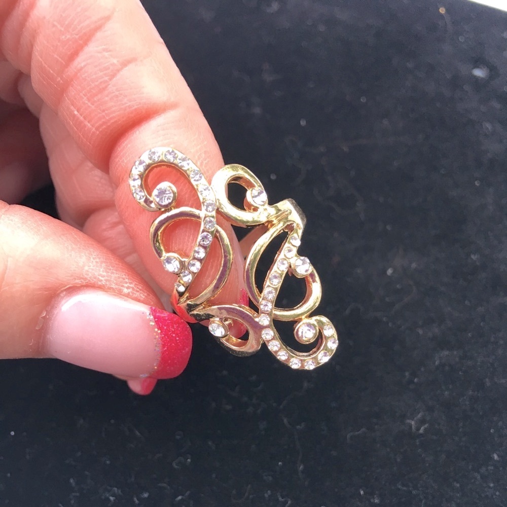 Unique Gold & Rhinestone Ring - Picture 2 of 4